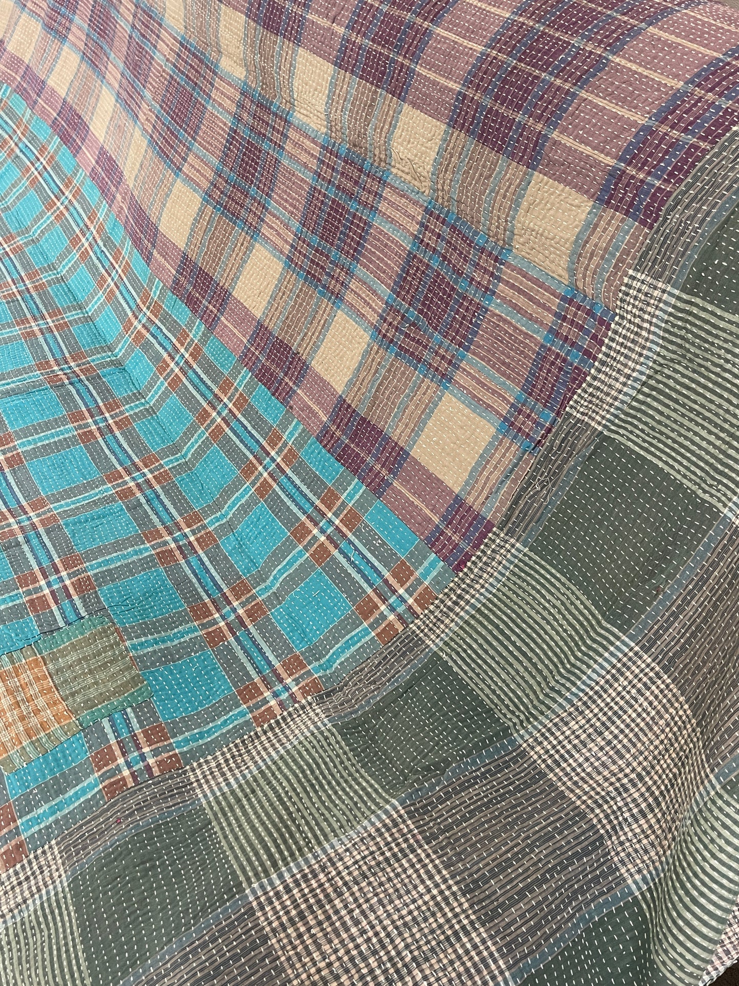 Indian Handmade Reversible Vintage Kantha Quilt Bedspread-Radha - Adore India