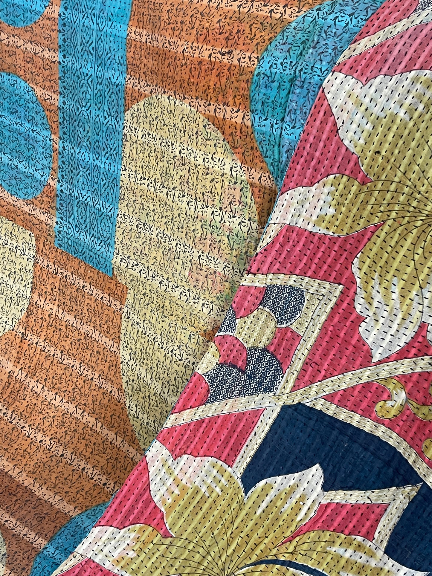 Indian Handmade Cotton Reversible Vintage Kantha Quilt Bedspread Throw- Farah - Adore India   