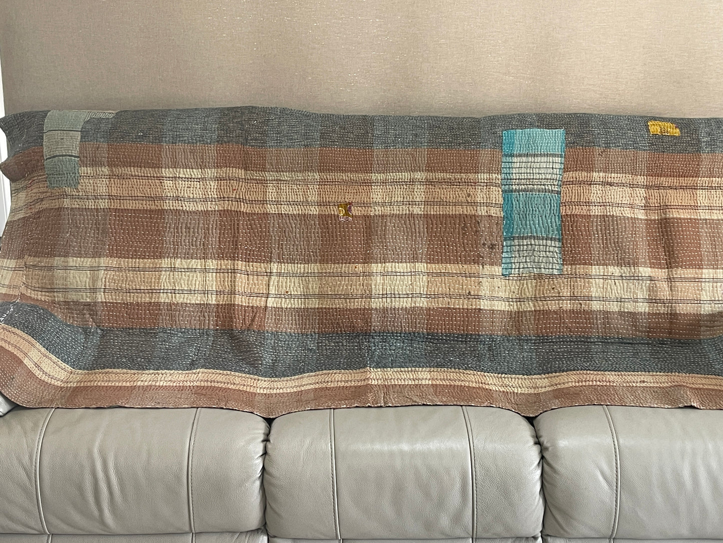 Indian Handmade Cotton Vintage Kantha Quilt Throw- Rashi - Adore India   