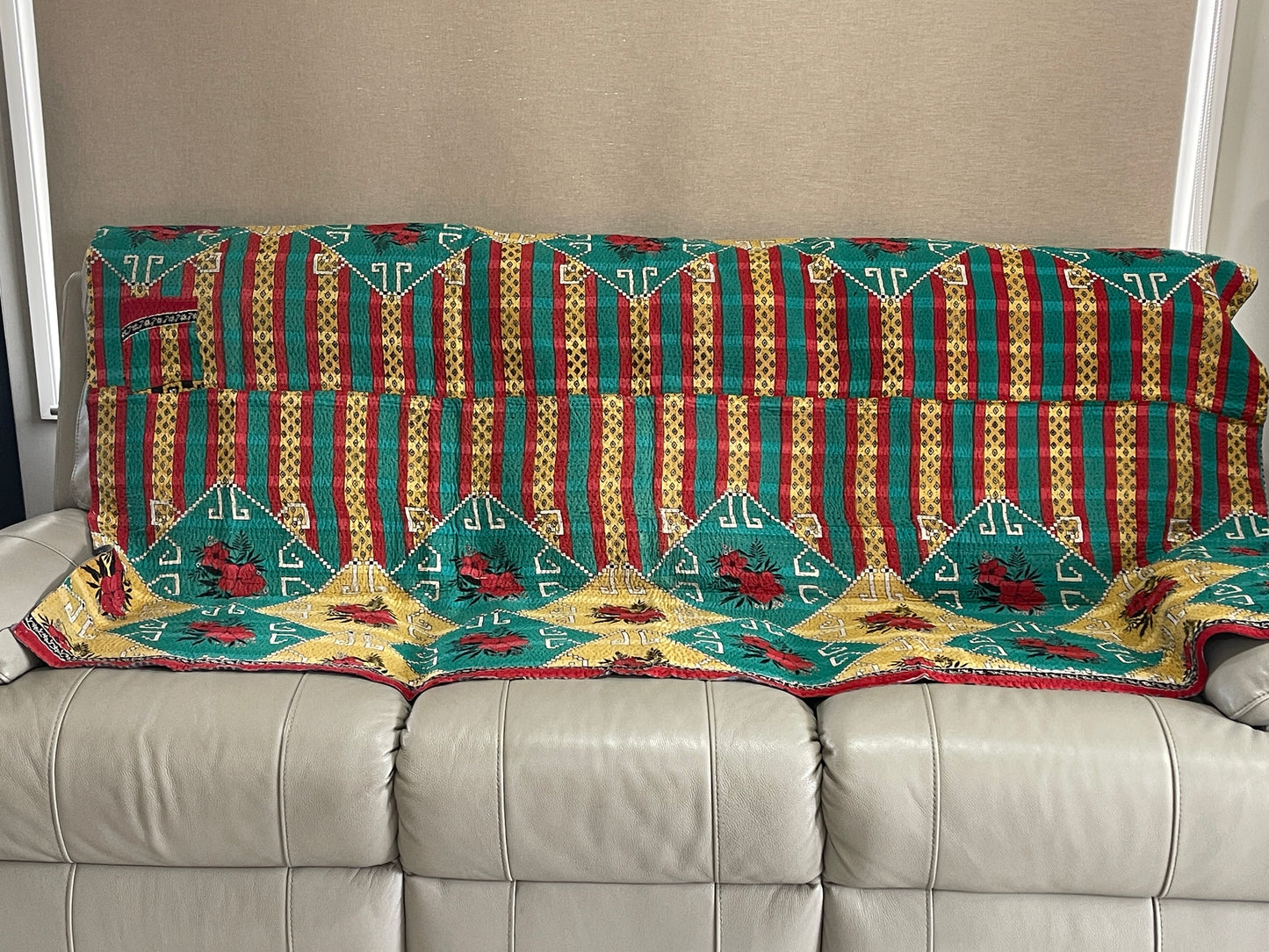 Indian Handmade Reversible Vintage Kantha Quilt Bedspread Kiran - Adore India   