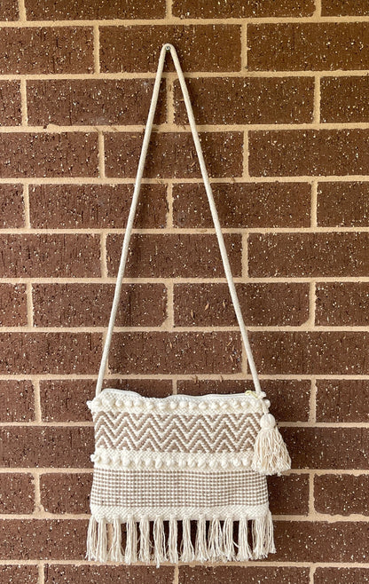 Handmade Boho Small Shoulder Bags Stylish Sling Beach Bags Wholesale