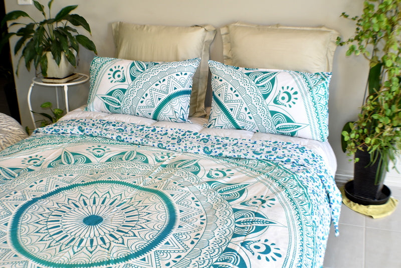 Daisy Turquoise Ombre Mandala Duvet Cover - Adore India   