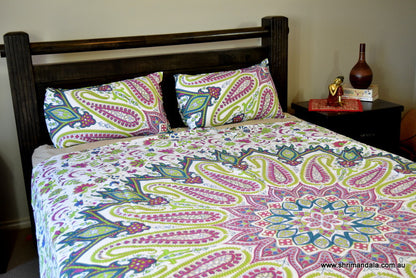 Bohemian Paisley Green Mandala Duvet Set - Adore India   