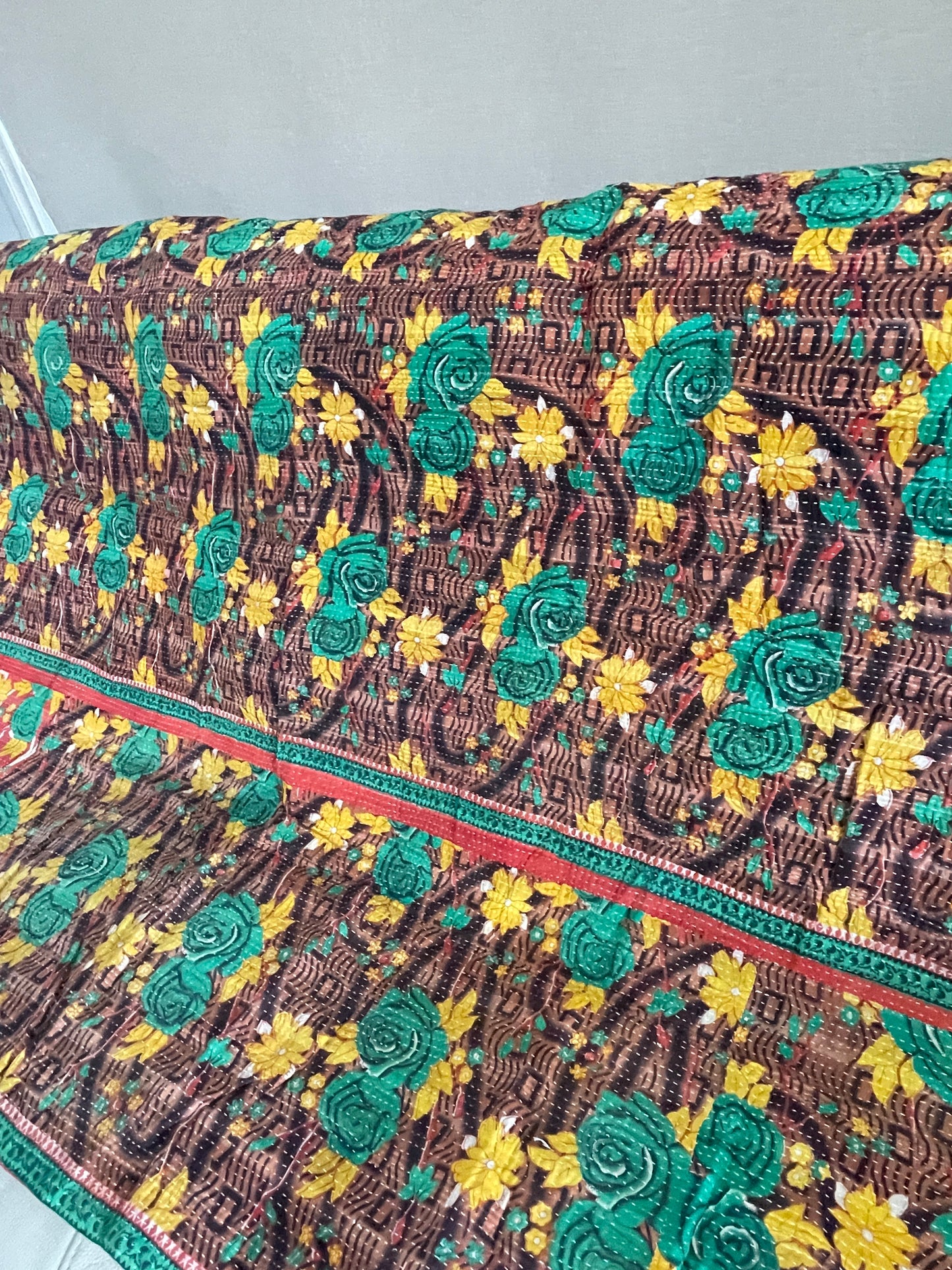 Indian Handmade Cotton Reversible Vintage Kantha Quilt Bedspread Throw Aashima - Adore India   